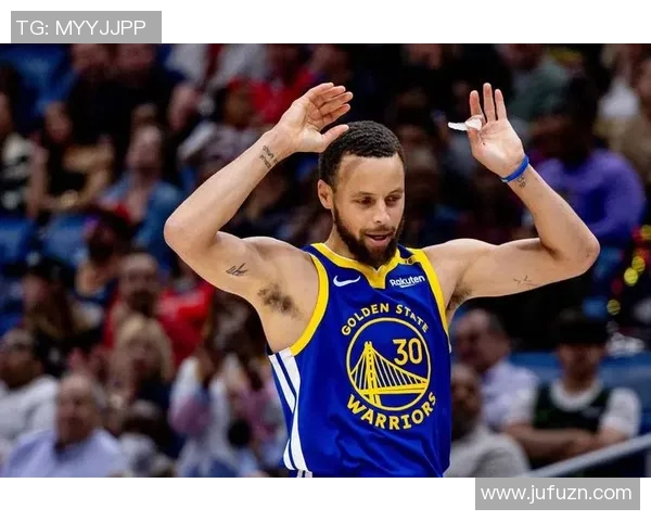 库里在三分大赛中展现绝技决赛连中20球创造历史新纪录 库里在三分大赛中展现绝技决赛连中20球创造历史新纪录